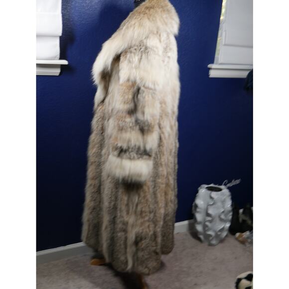 Gorgeous Canadian Lynx Full Length Fur Coat Jacket - Picture 2 of 5